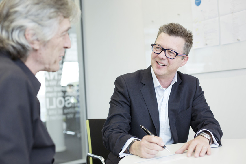 alex fischer, fotograf, darmstadt, 2016, gute-banken.de