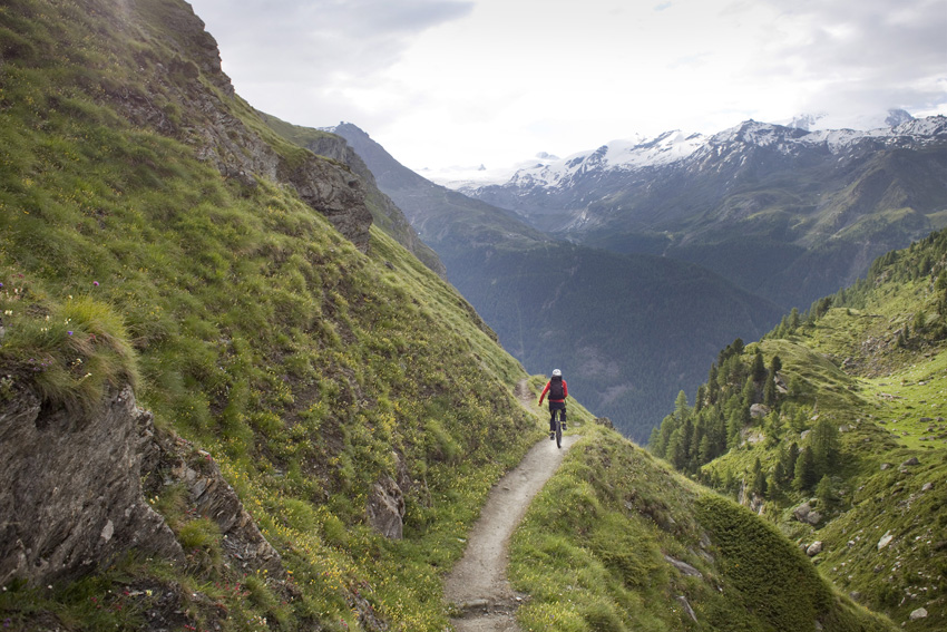 alex fischer, fotograf, darmstadt,  2013, unicycling the alps, pikofilm, mettelhorn, zermatt, schweiz