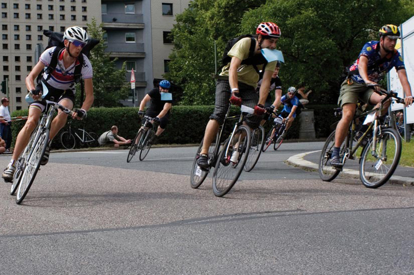 alex fischer, fotograf, darmstadt, vordiplom, 2qm, kurier rennen, fahrrad